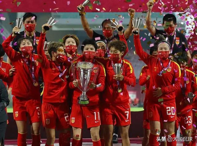 濂宠冻鍥炲鐞冭糠,濂宠冻鍥炲浗鐢疯冻琛ㄧ幇