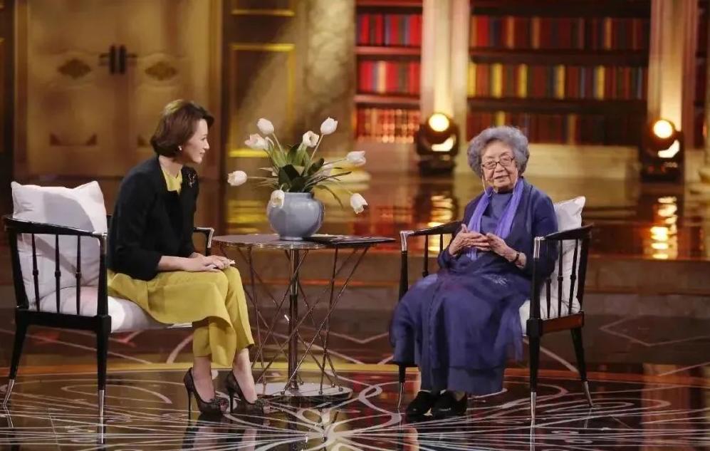 我多想有一个三观超正的女娃