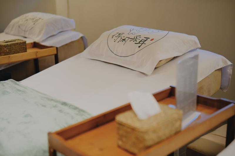 下班后经营采耳店的大厂员工：搞副业治愈了精神内耗