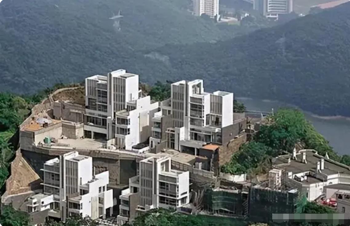 周星驰炒楼收入,周星驰炫富集锦