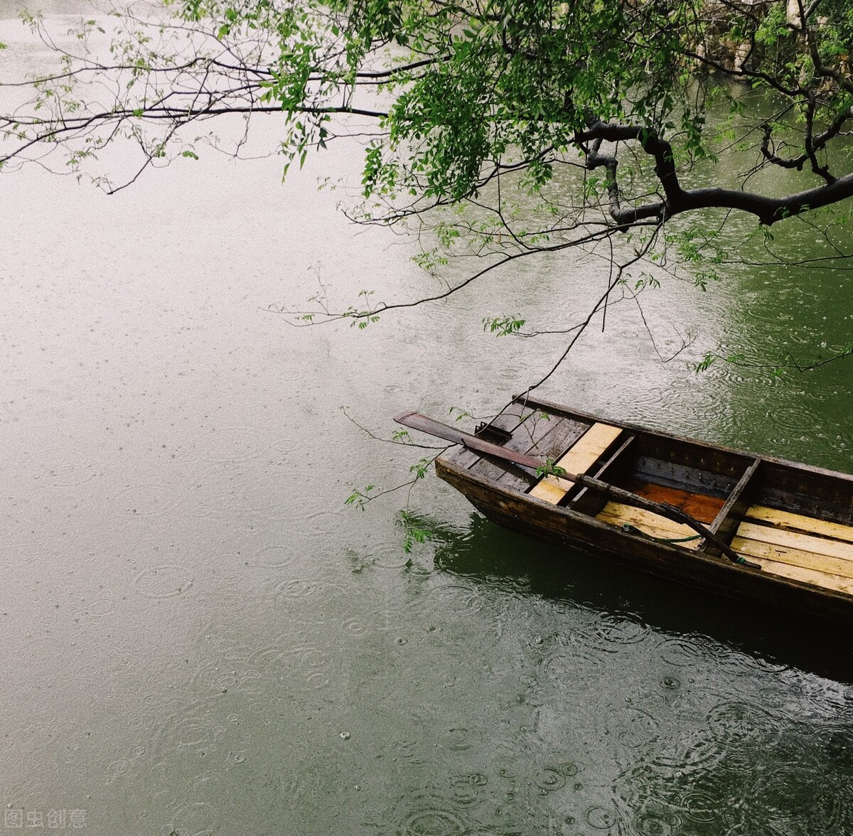 十二首非著名“雨”诗，人间的精灵，有多少浪漫和诗意，尽在其中