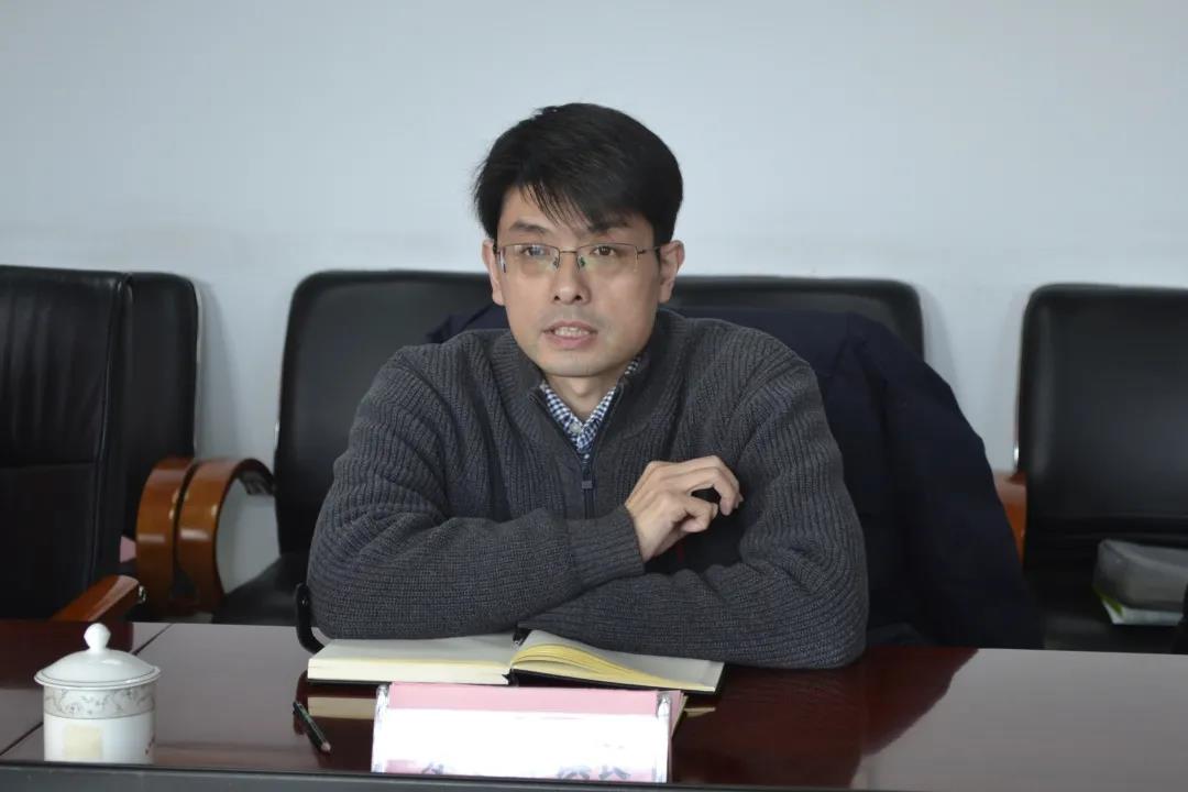 做好特色农业,扎实推进食用菌产业高质量发展