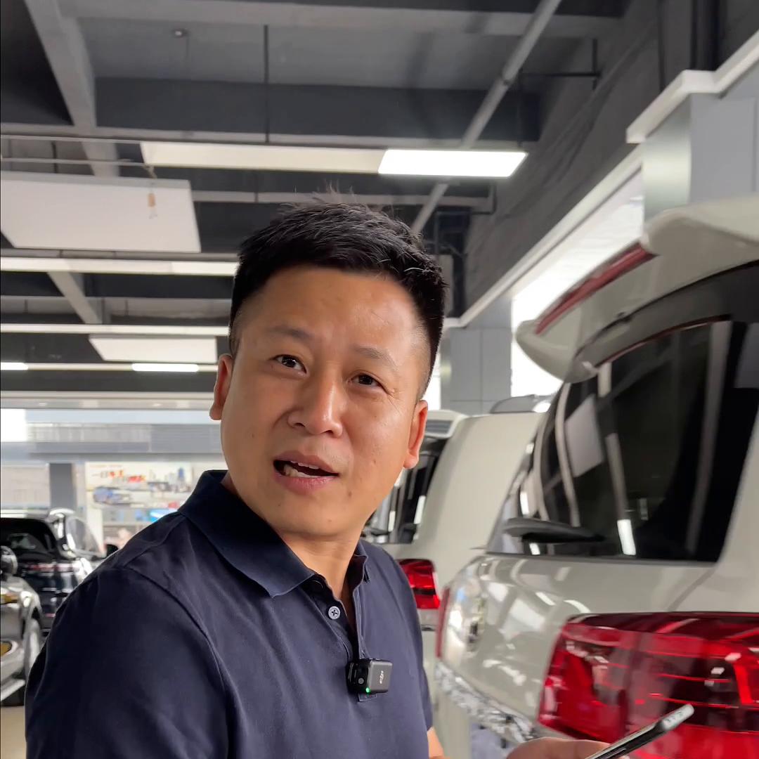 大学生用“人间烟火”挣来的第一台奥迪，才开几个月就要卖...