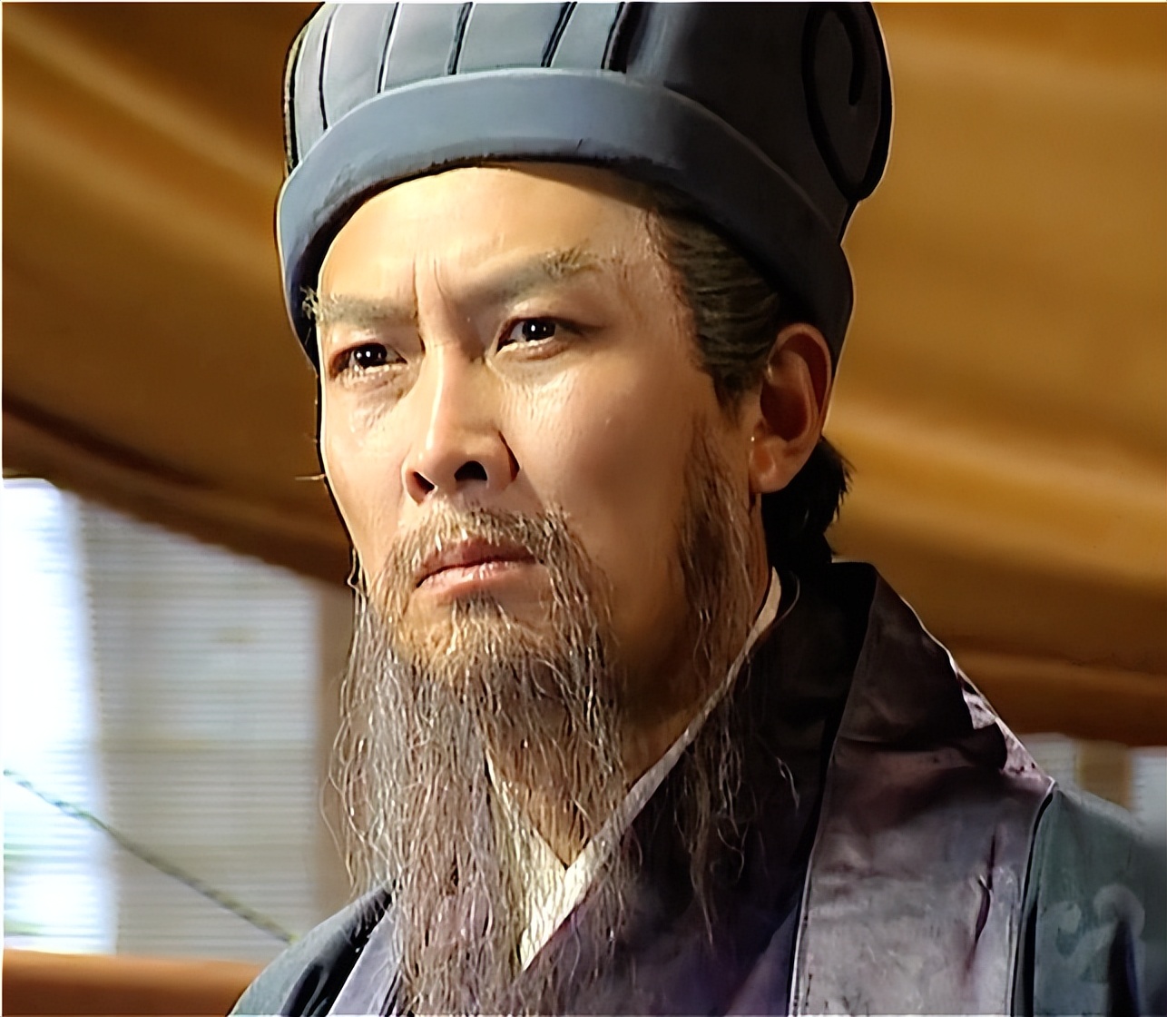 诸葛亮为何无法一统三国？毛主席的评价一针见血：他犯了三个错误