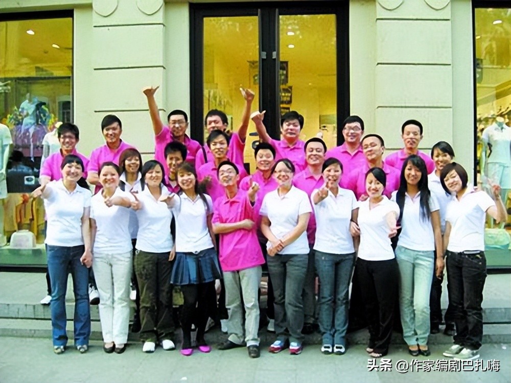 鸿星尔克男款鞋,一双鸿星尔克多少钱