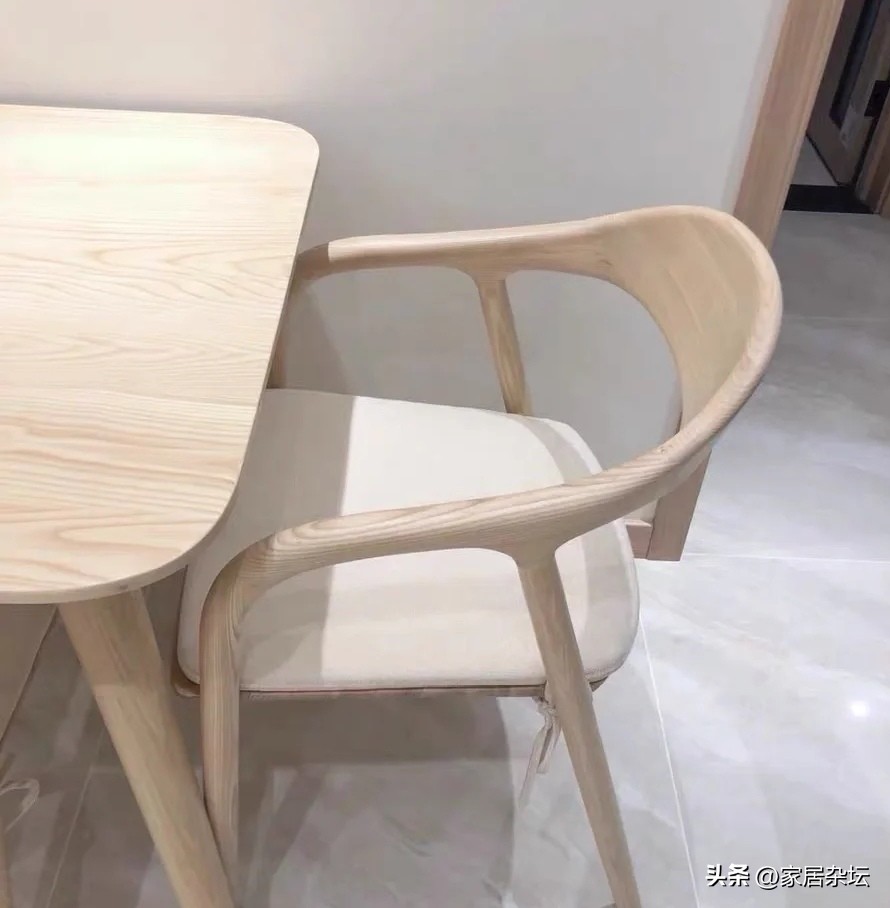 关于买餐桌需要注意什么,买餐桌要注意些什么