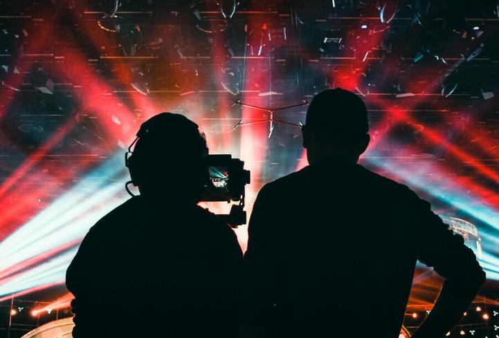 传媒板块利好公告及消息,传媒板块龙头股票推荐