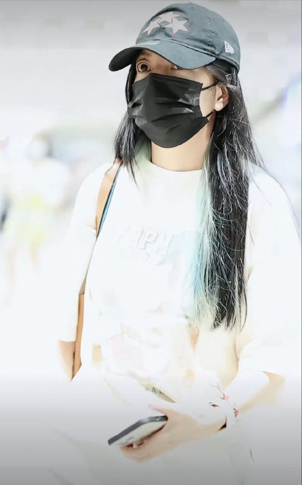 赵薇发福变胖后又满面油光出镜,赵薇近况发福图片