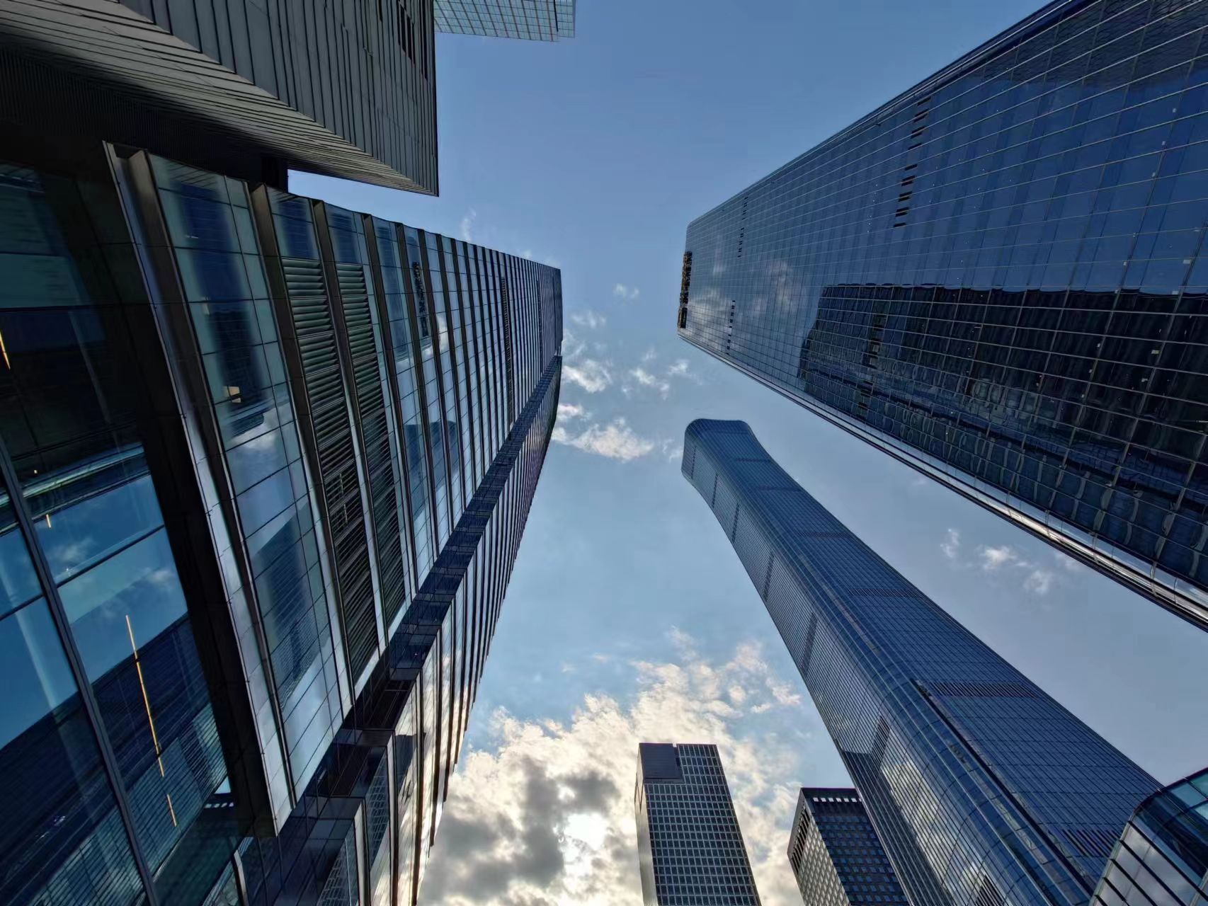 索尼xperia1v小白评测,索尼xperia1iii软件体验