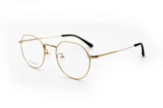 怎么选购眼镜镜片,如何选购眼镜款式