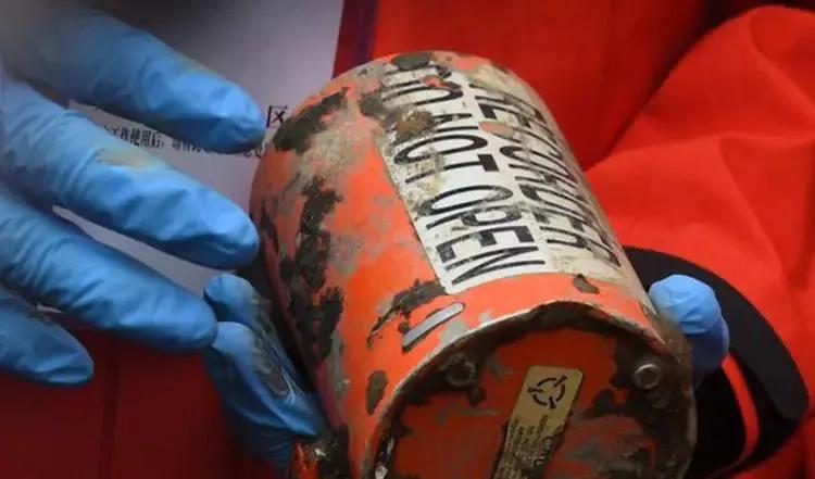 最新mu5735航班失事前情况公布,mu5735航班坠毁事故最新视频