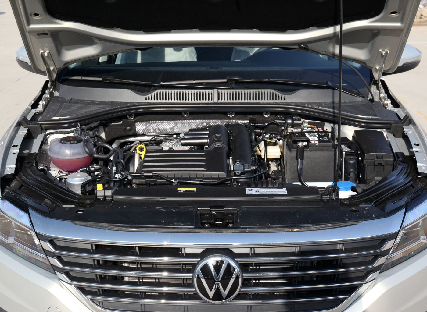 为什么这么多人买朗逸,朗逸和朗逸plus的优缺点