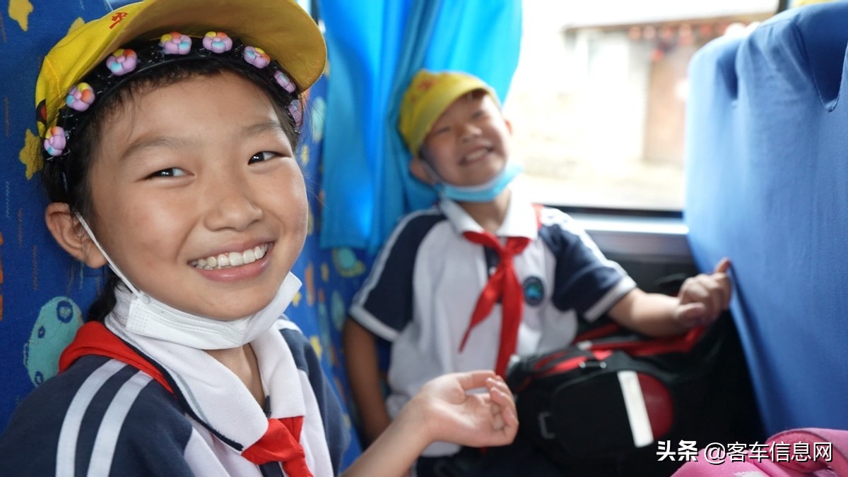 一切为了孩子我们共同努力,一切为了孩子倍感荣幸