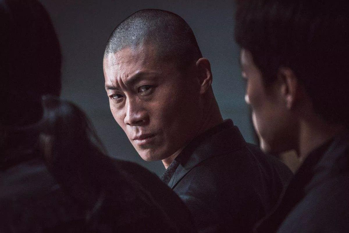 十部经典韩国黑帮电影推荐,评分最高的9部韩国黑帮电影