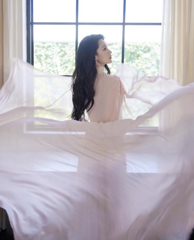 关晓彤于文文同框,于文文和关晓彤同框