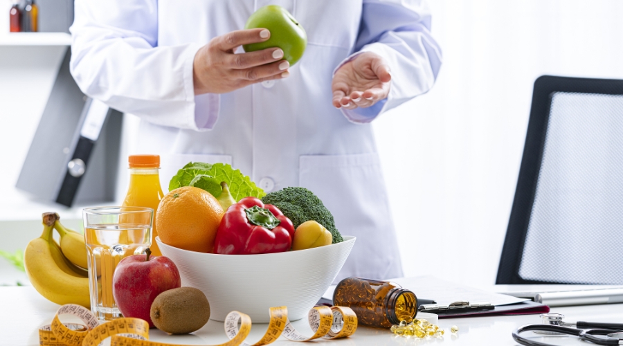 每天对着电脑手机要怎么保护眼睛,一直对着电脑眼睛干涩疼痛怎么办