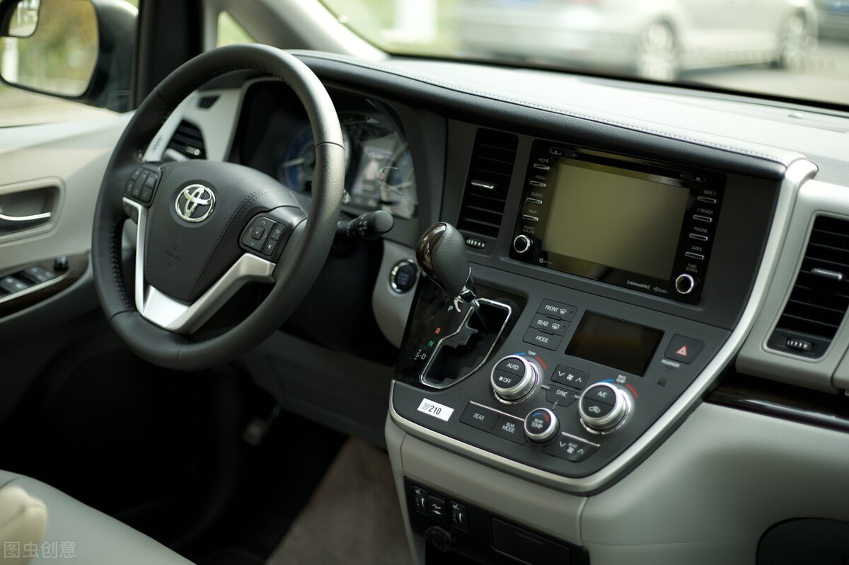 吐槽一下，凯雷德使用两个月体验