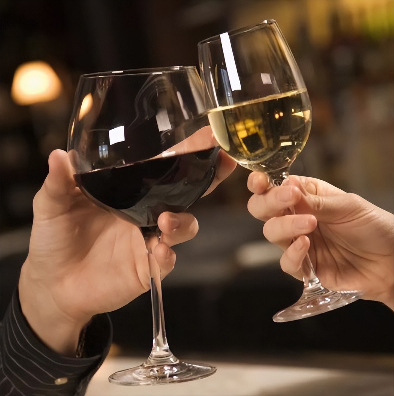 “夫妻生活”无法自拔？过度“*生活性**”有何危害，医生说出实情