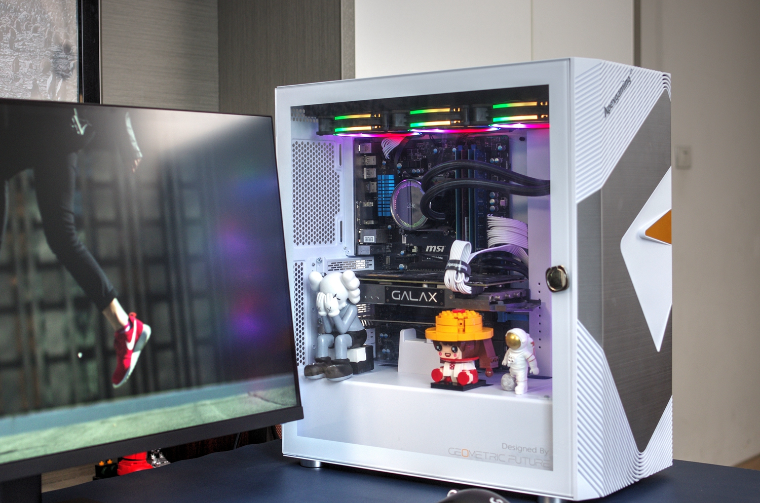 夏日烤箱模式开启，用盖亚GAIA机箱套装来给“搬砖机”降温降噪