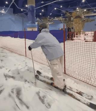 劝人不要谈恋爱的幽默句子,不谈恋爱的正能量语录