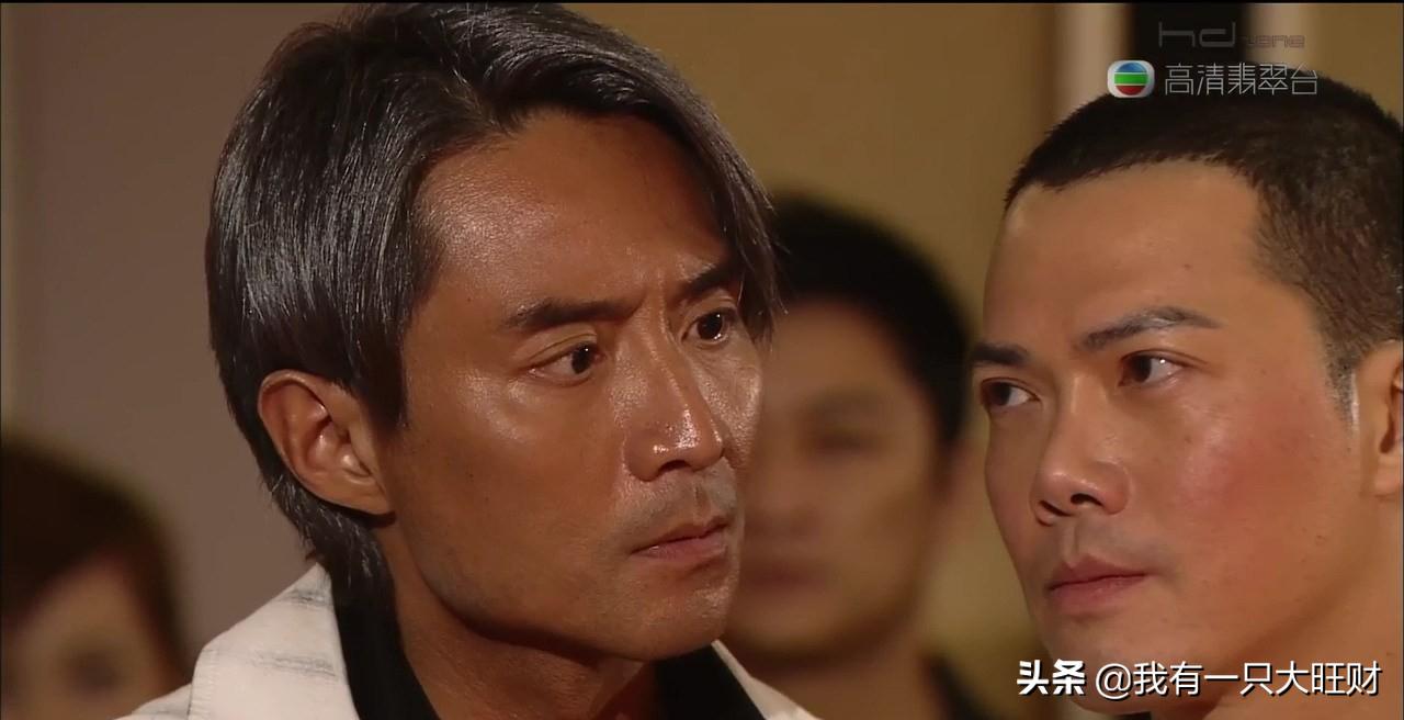 学警狙击便衣遇见盗版小妹,学警狙击小公主约见幸运王子