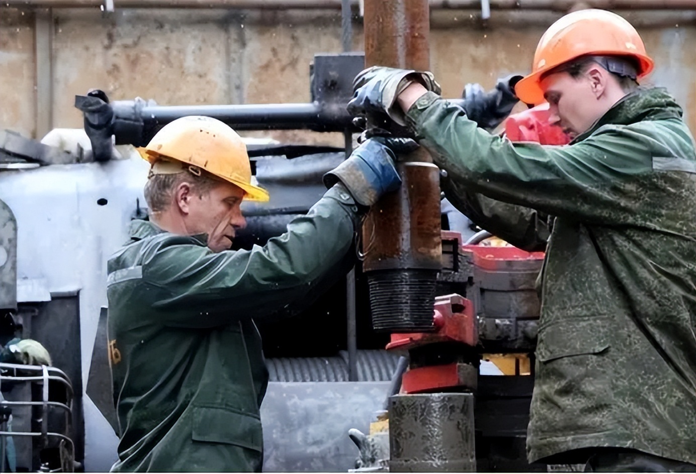 俄罗斯石油卖不出来会怎么样,俄罗斯石油卖不出去为什么油价涨