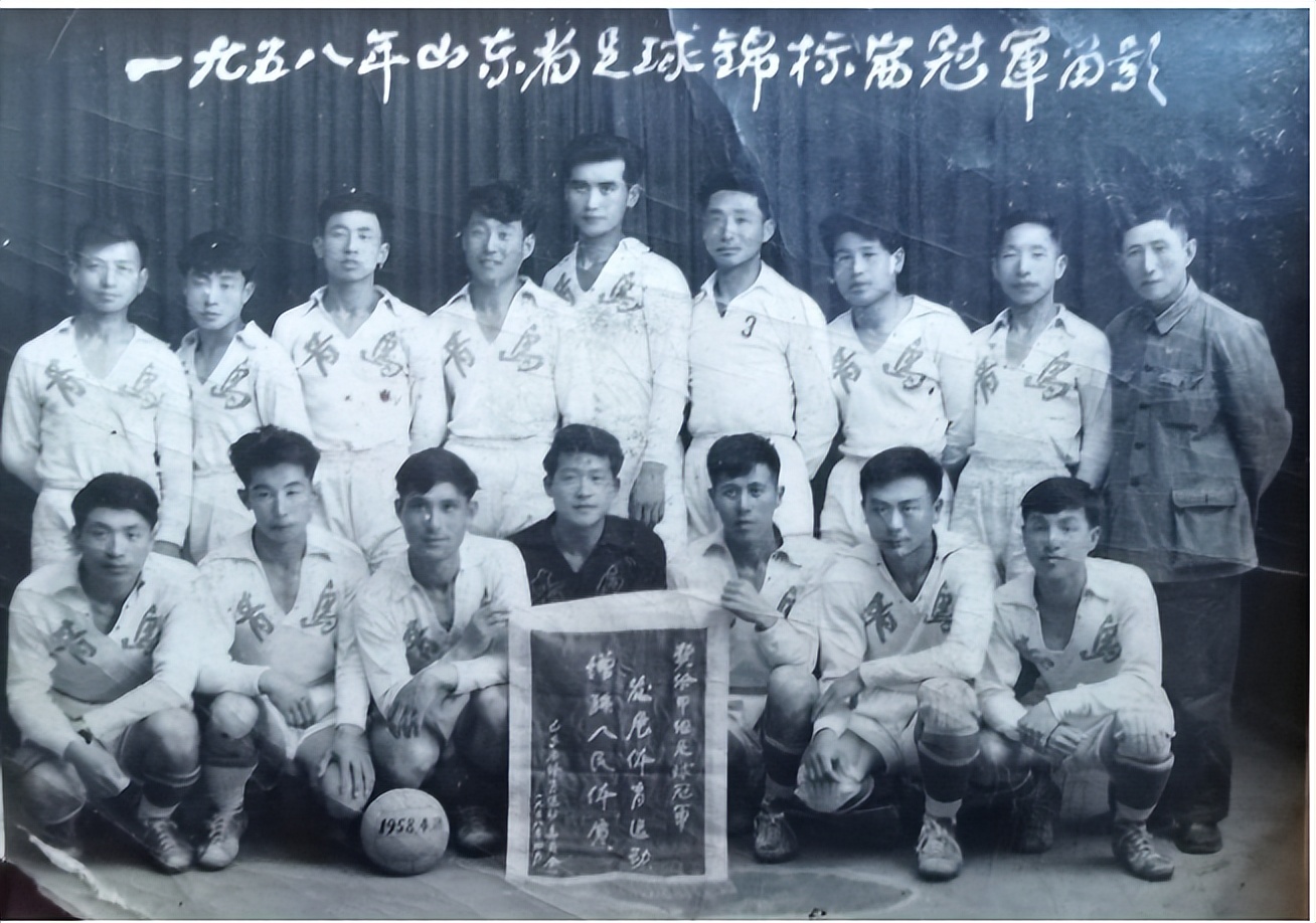 《杨昌——一代足球传承者》代序