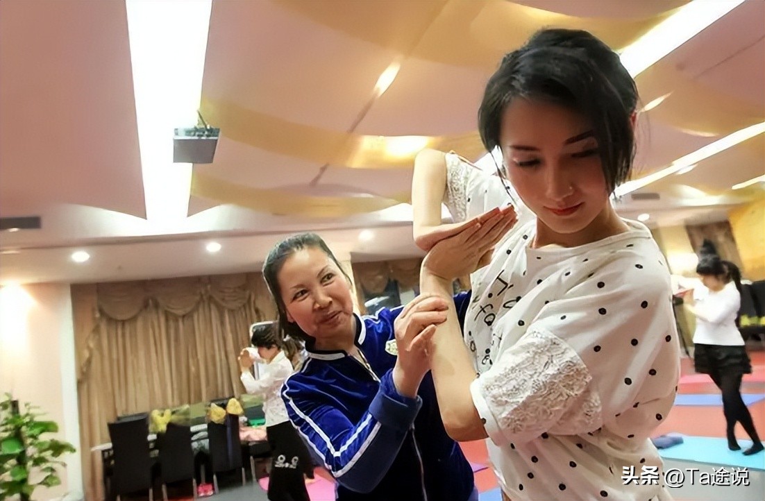 背父亲上大学感动中国,背父上学感动中国视频