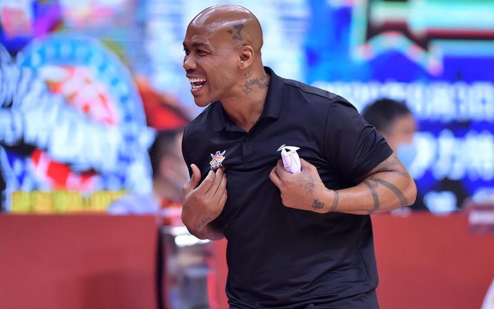 北控马布里离队,北控换帅了吗