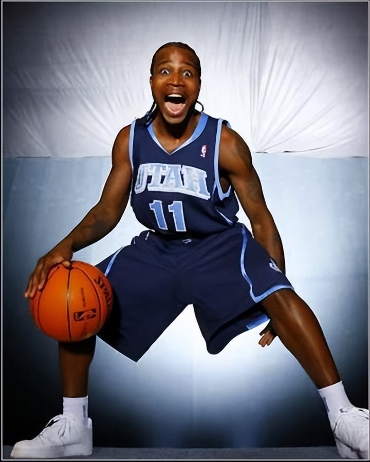 詹姆斯锐步,詹姆斯和锐步什么关系