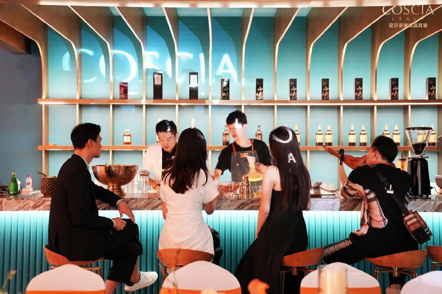 COSCIA蒄莎泰州旗舰店开业，打造地标级时尚买手制潮奢百货