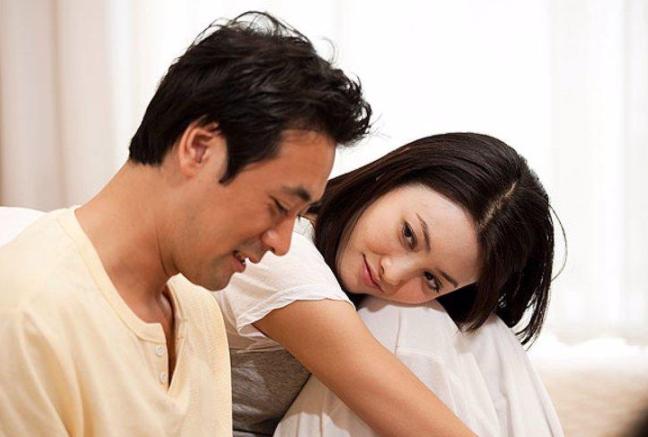 中年女性进行夫妻生活还有这些烦恼，医生：都是因为荷尔蒙