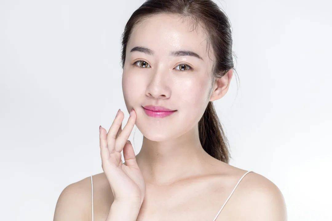 萃雪肤整天戴口罩闷出痘痘怎么办,萃雪肤祛痘面膜好用吗