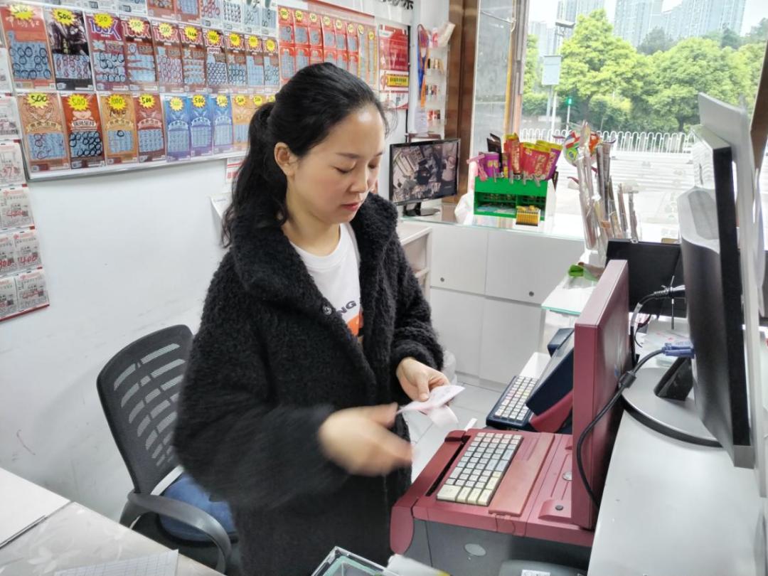 “百佳销售网点”的秘诀：潜心钻研用心经营