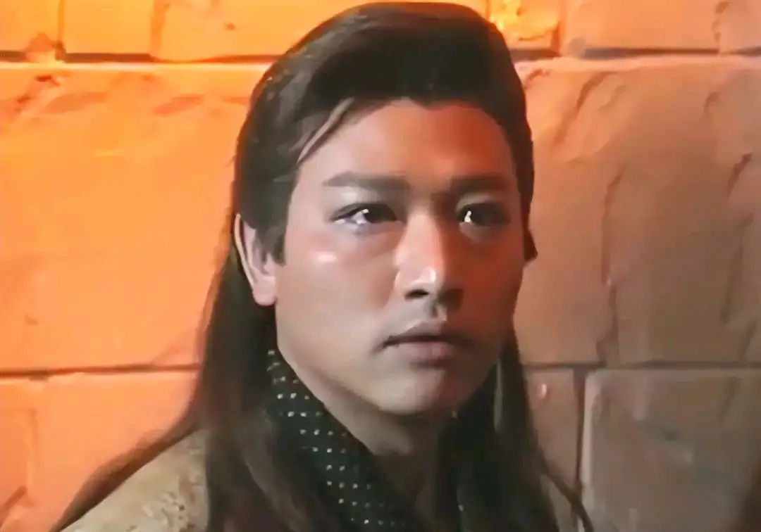 一众息影的港星内地重聚!转行后各谋发展,有人送快递有人做装修