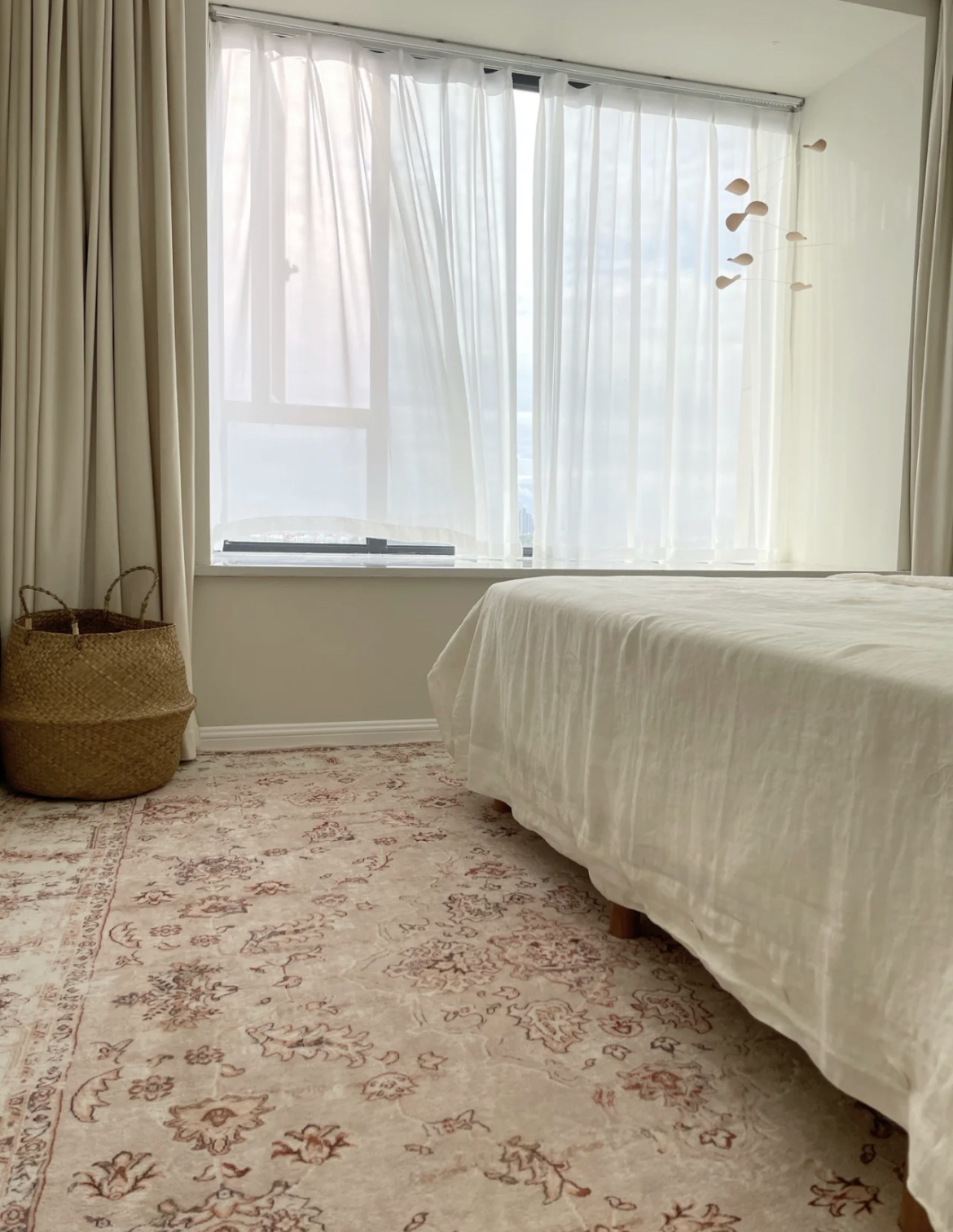 房屋装修低成本简单大气,高大上的卧室装修更省钱