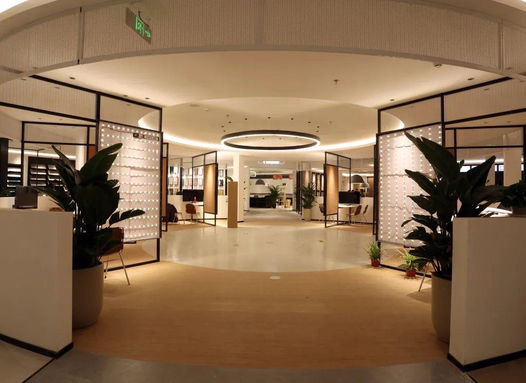 上万平的装修零售大店陆续问世，这门生意成功的可能性有多大？