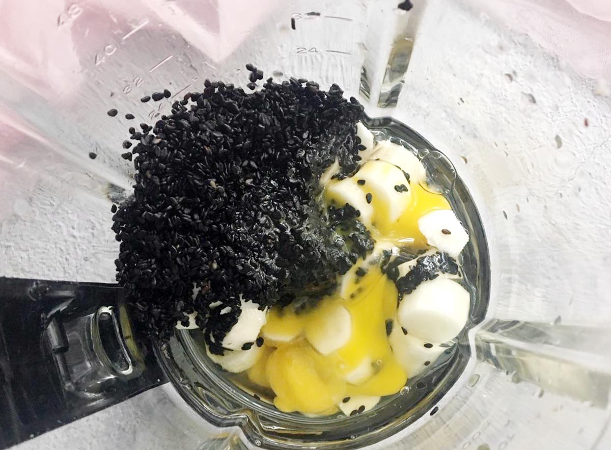 女性黑眼圈好重吃什么可以调理,女人补黑眼圈最好的食物