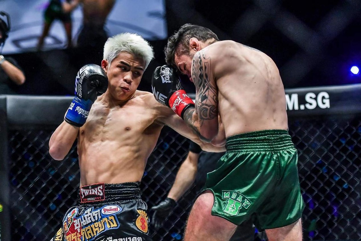 “中国最强中学生”张沛勉对决武尊？两人泰国遭遇相约一战