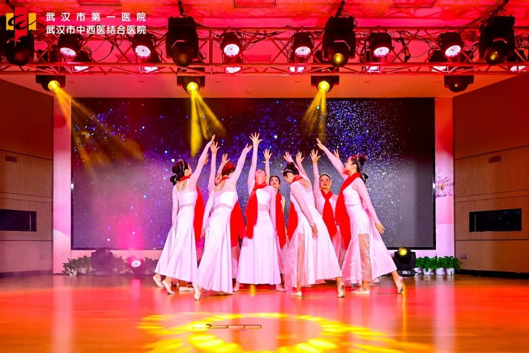 医·家温暖逐光前行