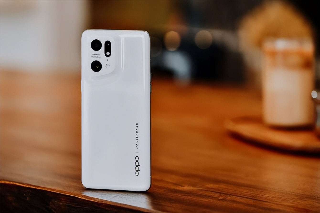 目前最适合捡漏的手机,目前最适合捡漏的旗舰机