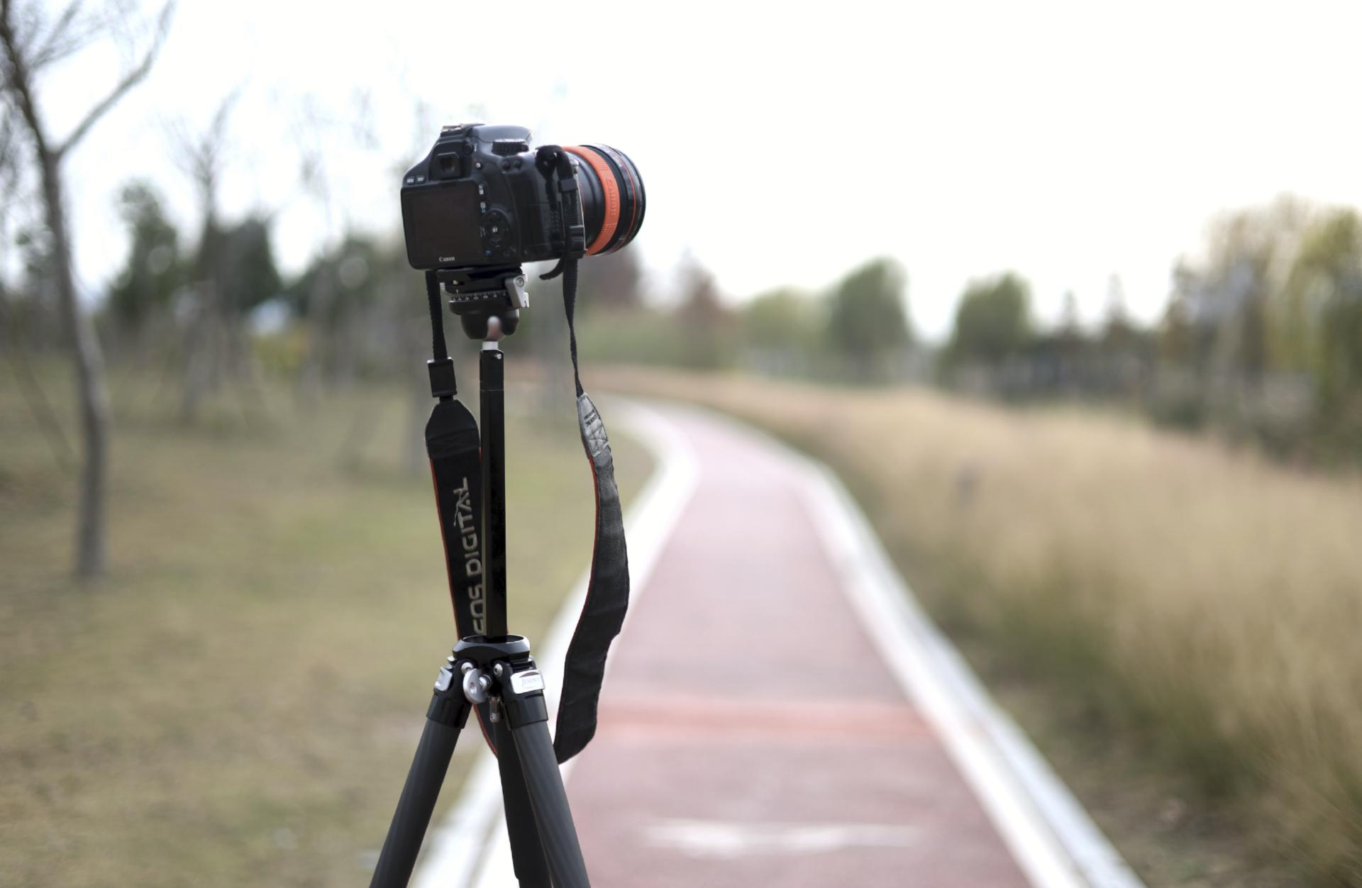 碳纤维多用三脚架,碳纤维铝合金三脚架