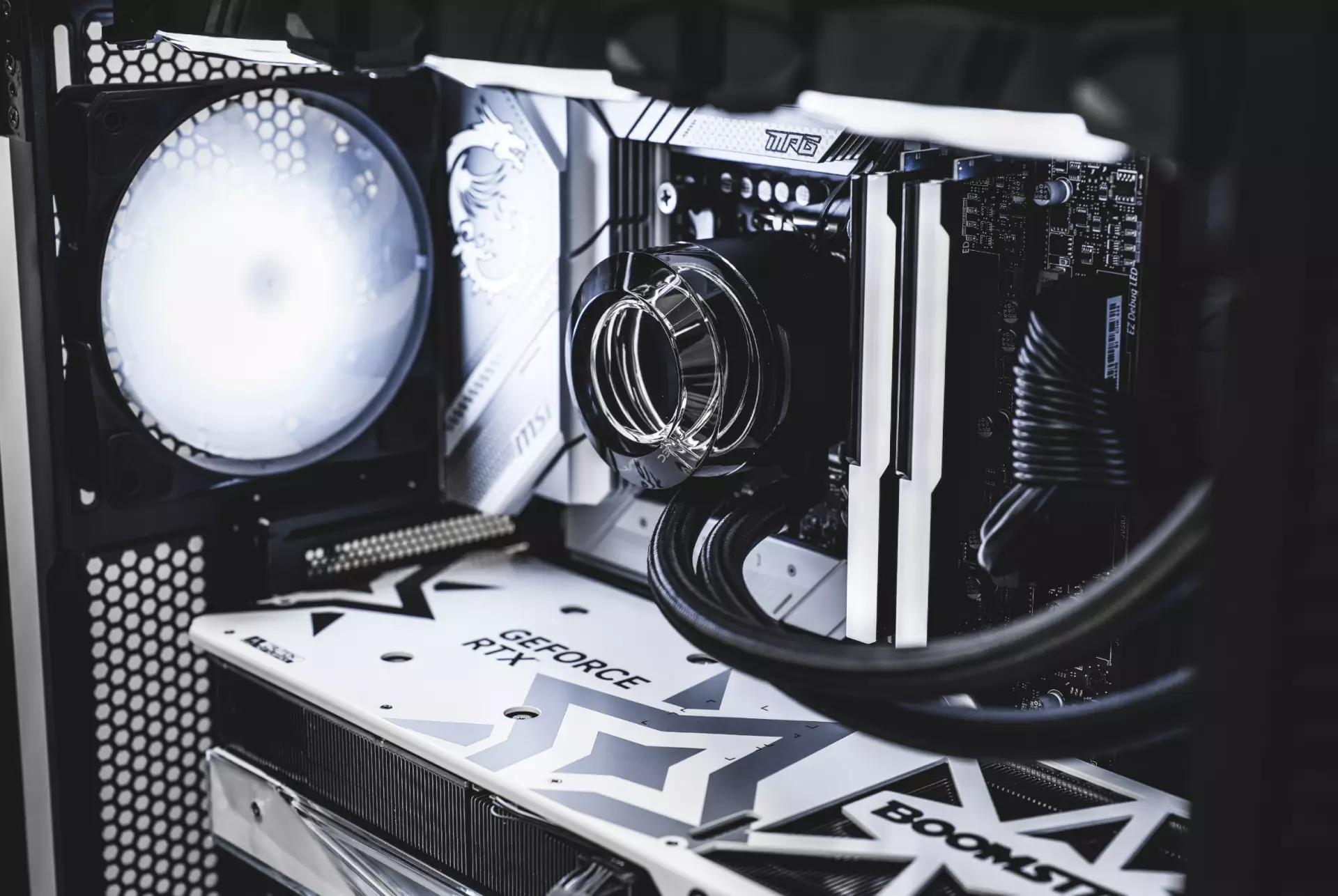 安钛克360水冷,最猛的360一体式水冷散热器