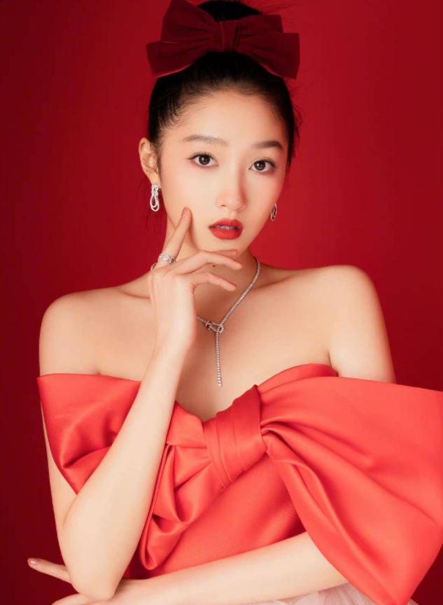 90后的关晓彤颜值,关晓彤是90后女明星吗