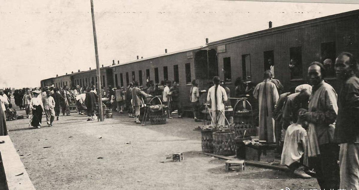 日军日记:*安妇慰**不服从管教,我很愤怒,用*刀刺**插入她的*体下**