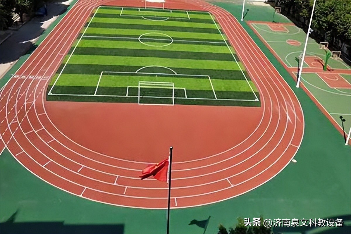 苏州专业的学校塑胶跑道价目表,城阳区学校塑胶跑道设计