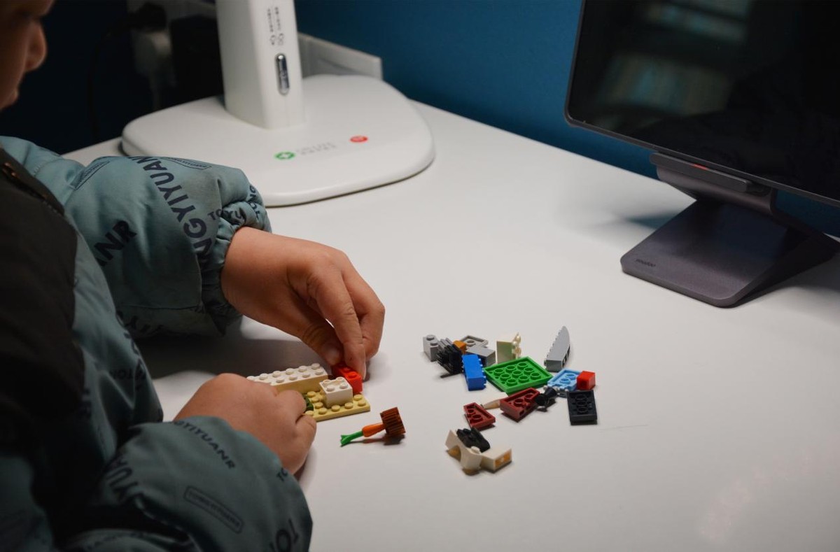 加NIR红光技术，两千多入手爱德华医生天使之光2润眼灯，值吗？