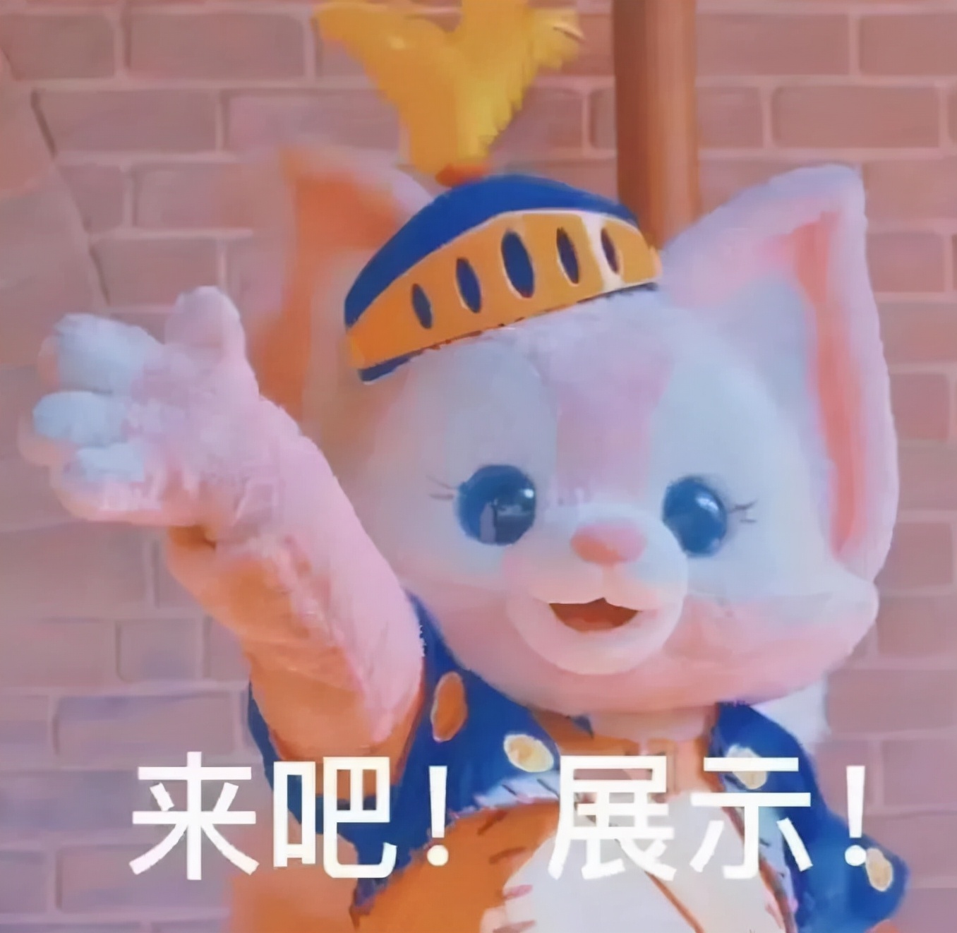 顶流卖丑大翻车！11万的透视裤、露奶衫，25万的飞机包，狗都不买