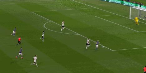 世界杯德国vs日本爆冷图片,德国队1-2不敌日本队相关精彩图片