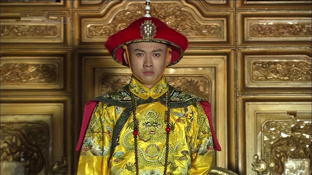 雍正驾崩弘历登基改国号康熙,雍正皇帝驾崩传位给四阿哥弘历